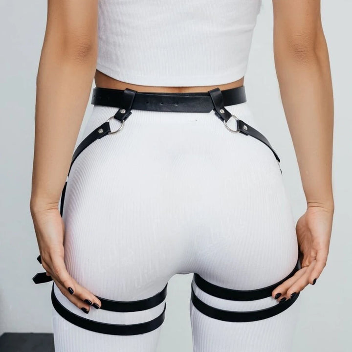 Skórzany harness na biodra i uda