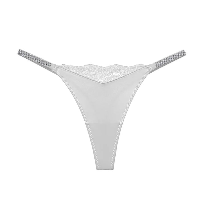 Diamentowe stringi z koronką