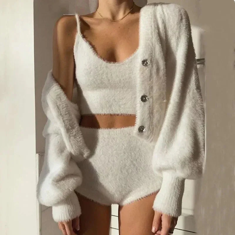 Bielizna domowa - 5 obowiązkowych pozycji w szafie