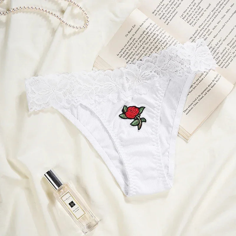 Figi z haftowaną różą Figi - Provoness