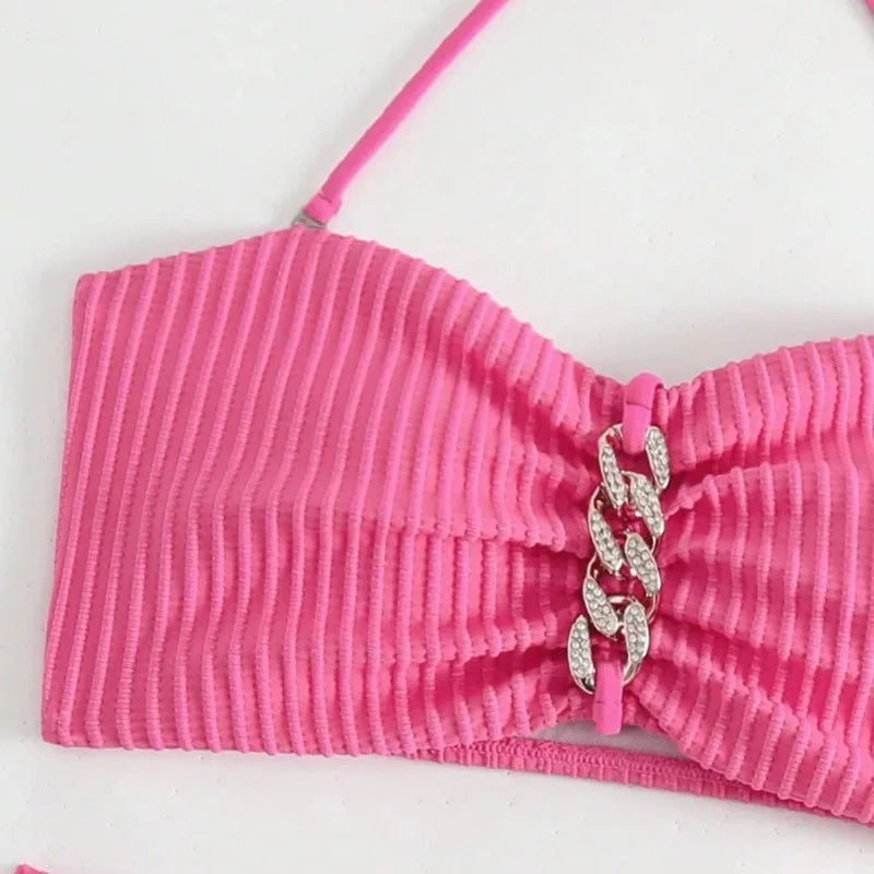 Bikini z łańcuszkami