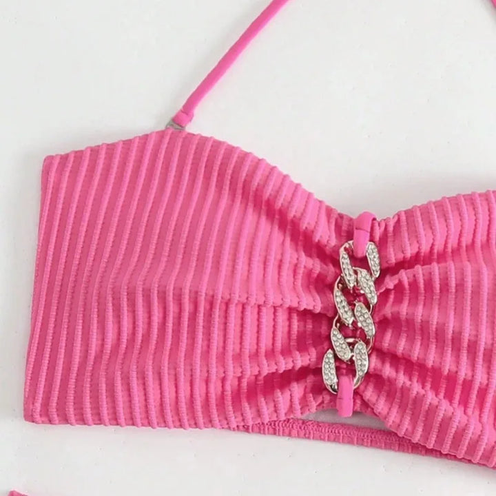 Bikini z łańcuszkami