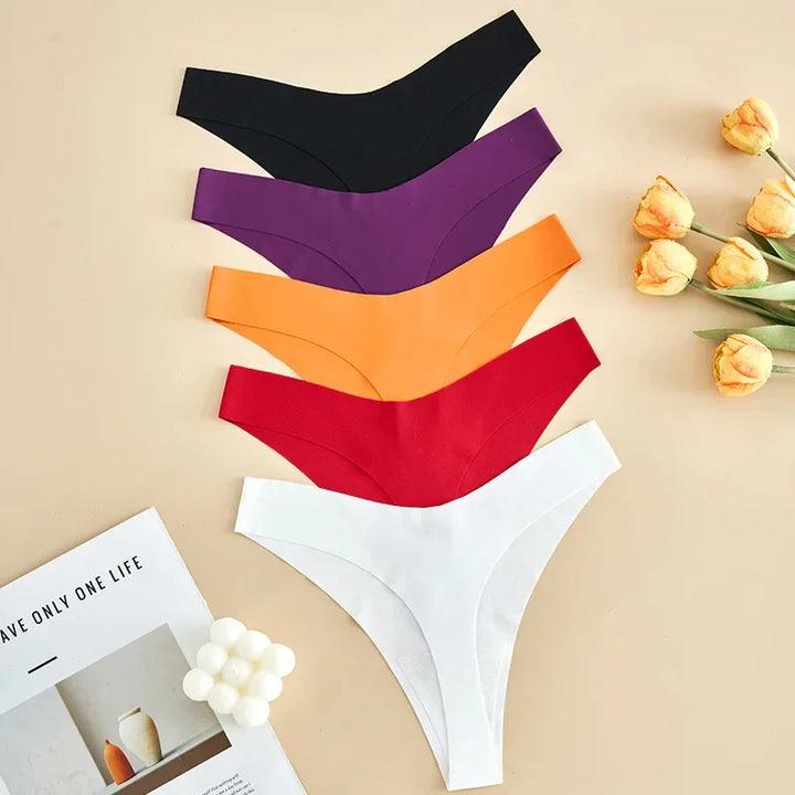 Czarne stringi z nadrukiem halloweenowym Stringi - Provoness